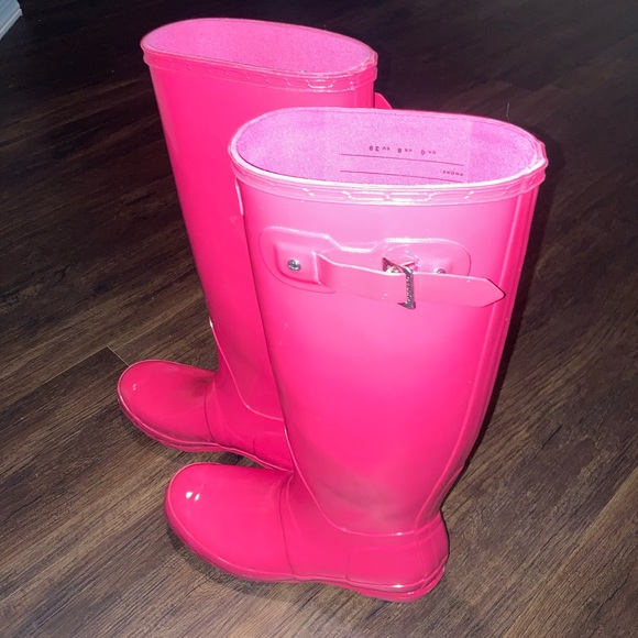 Hunter Fuchsia pink Tall rain boots size 8 like new - Picture 2 of 5